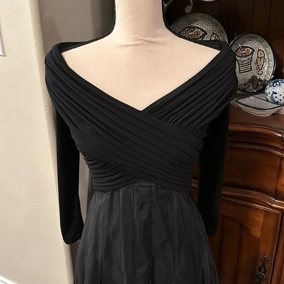 TADASHI Colection Vintage Dress size 4 - Picture 2 of 8